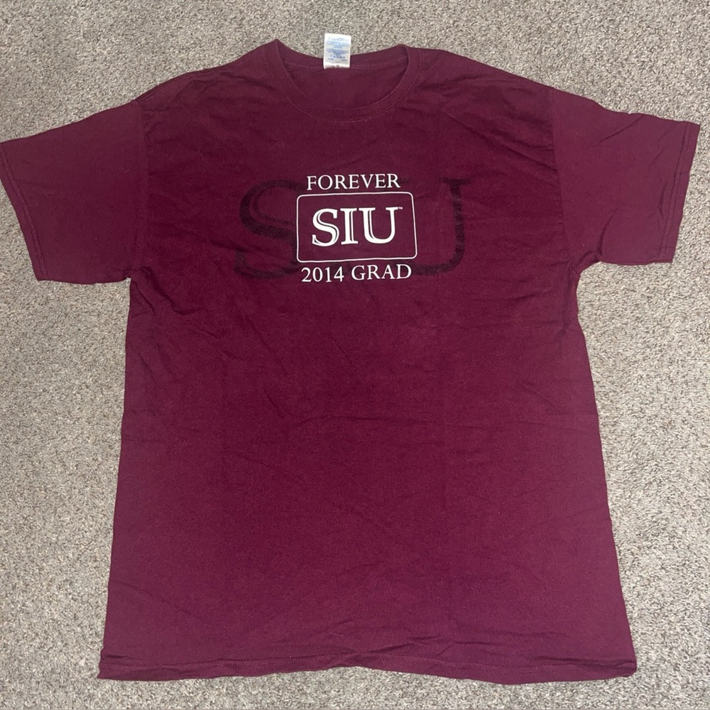 SIU Southern Illinois University Salukis Class Of 2014 Grad Alumni T-Shirt Large
